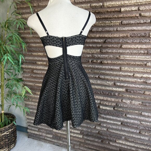 Forever 21 Black Mesh Cage Back Short Skater Dress Size Small - Picture 5 of 9